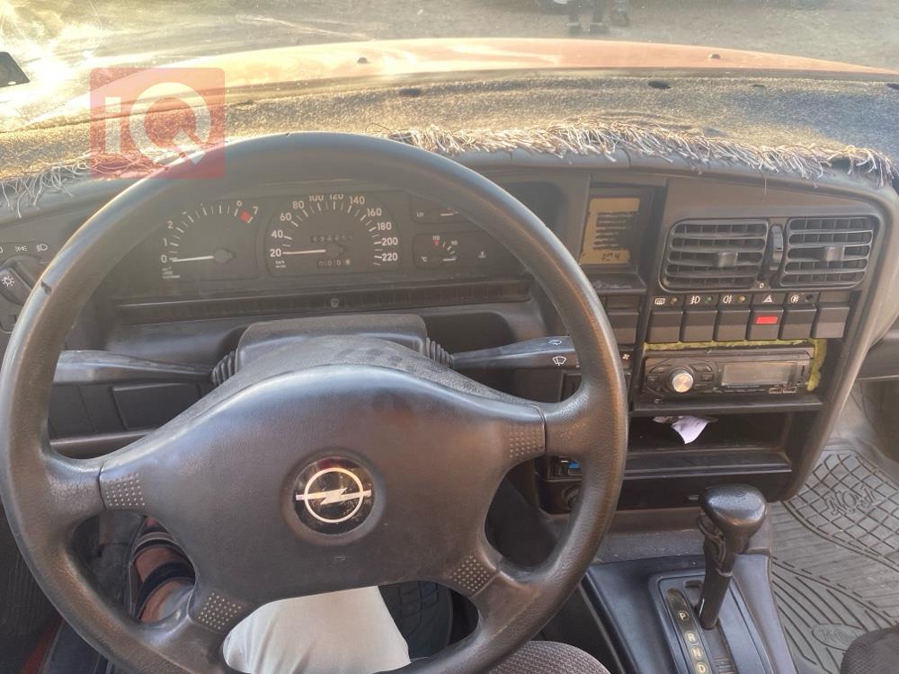 Opel Omega